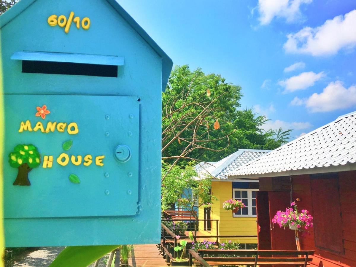 Mango House Hotel Sukhothai Bagian luar foto