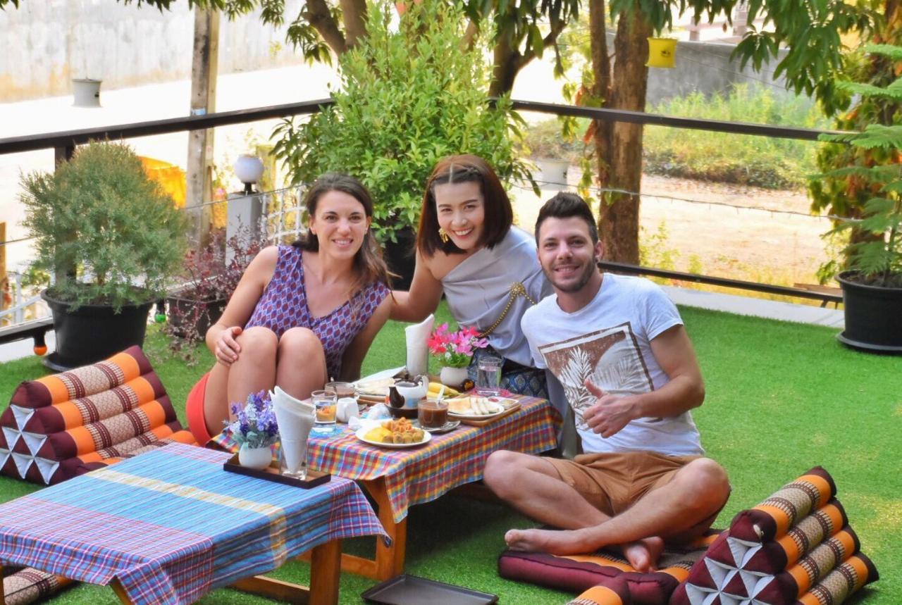 Mango House Hotel Sukhothai Bagian luar foto