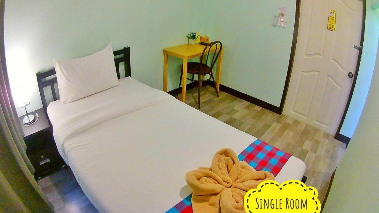 Mango House Hotel Sukhothai Bagian luar foto